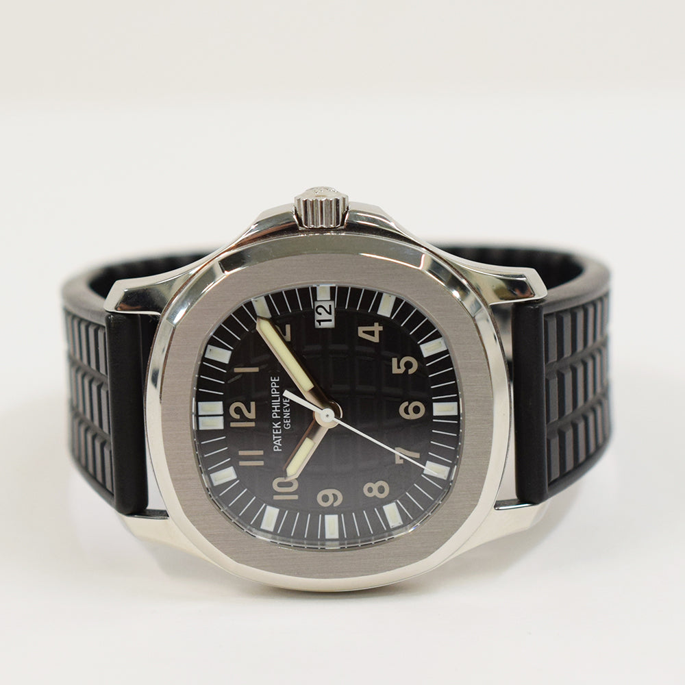 Aquanaut Midsize 34mm Stainless Steel Quartz 5064A-001
