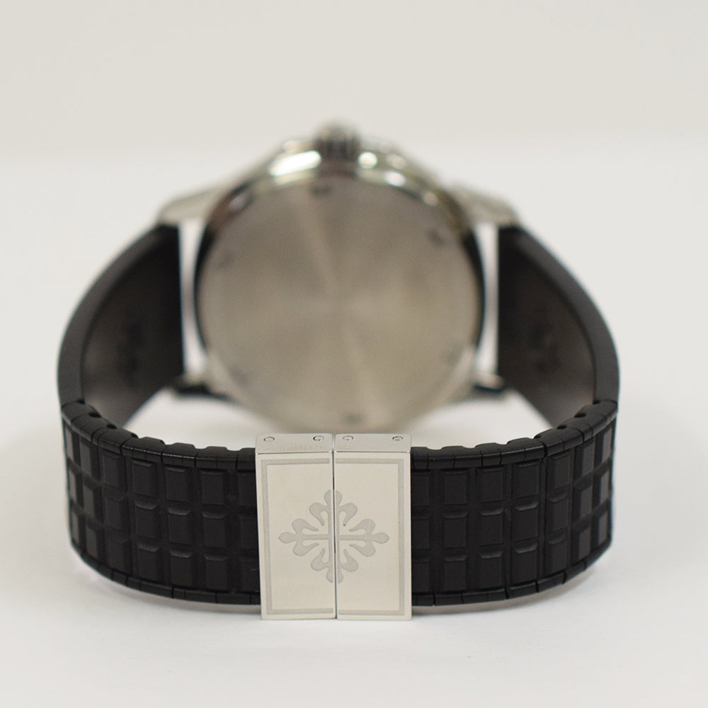 Aquanaut Midsize 34mm Stainless Steel Quartz 5064A-001