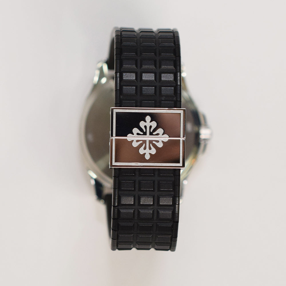 Aquanaut Midsize 34mm Stainless Steel Quartz 5064A-001