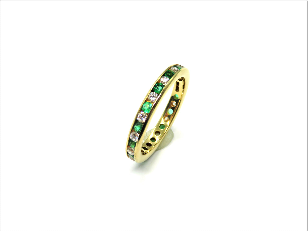 18K Yellow Gold Emerald & Diamond Ring