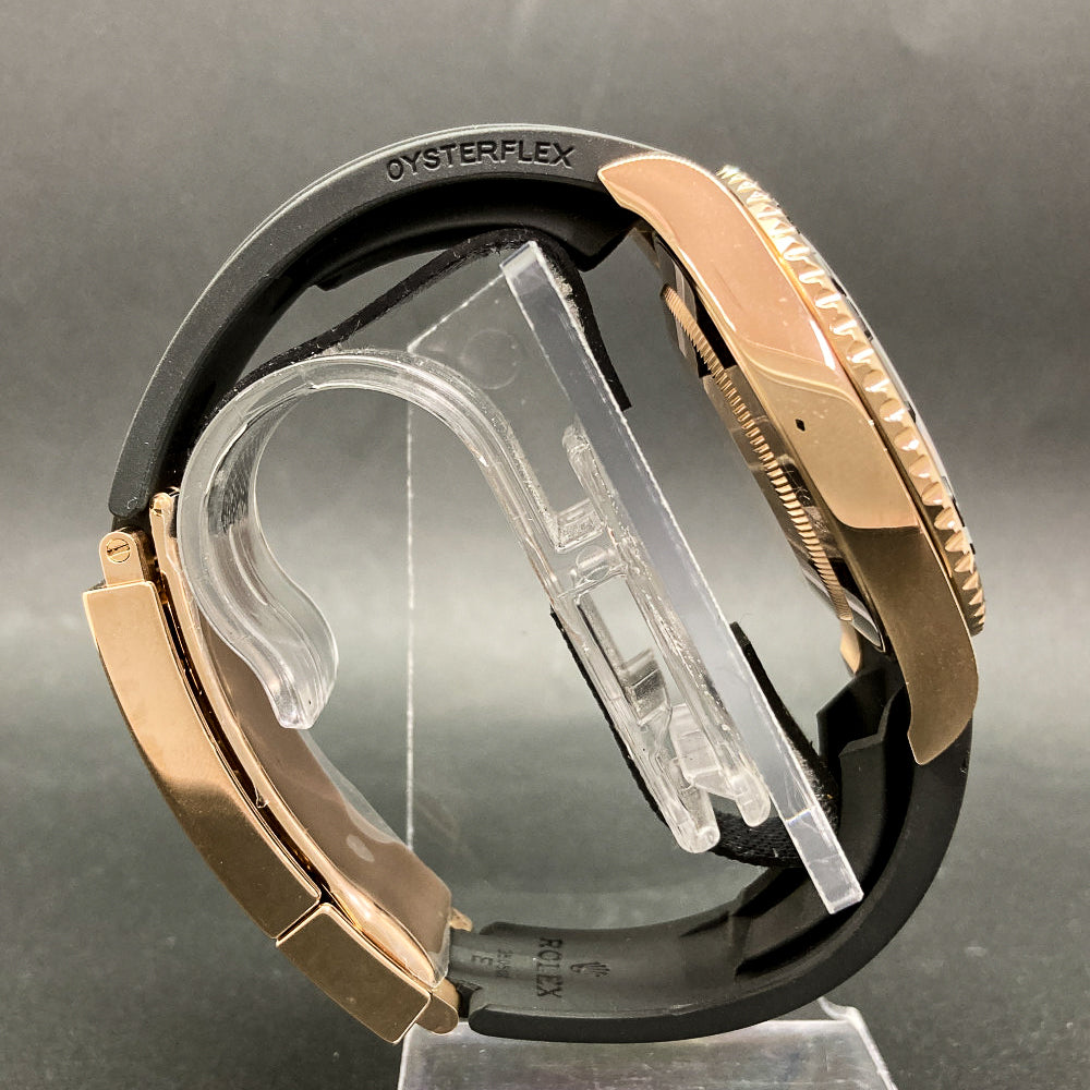 Yacht-Master 40mm Rose Gold on Strap 126655