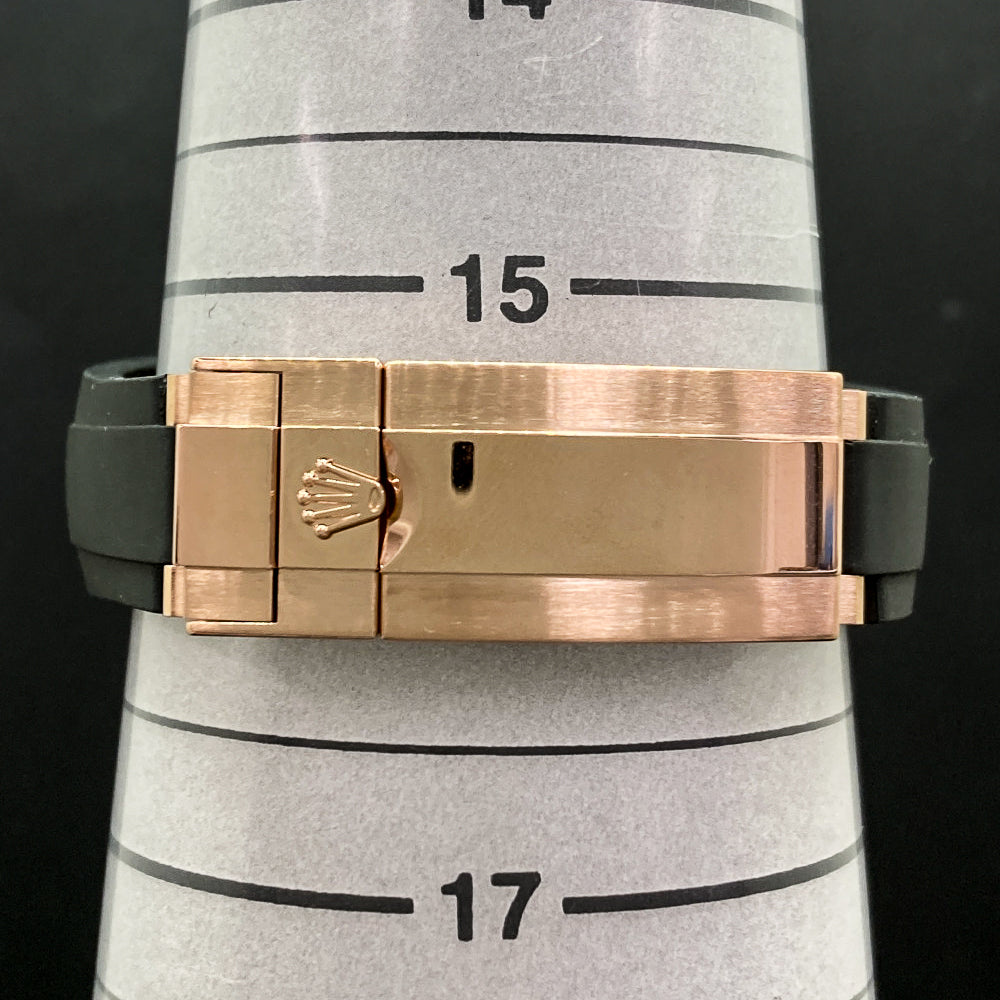 Yacht-Master 40mm Rose Gold on Strap 126655