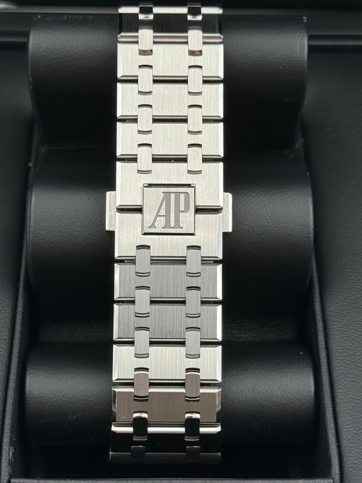 Audemars Piguet Royal Oak Chronograph 26240ST