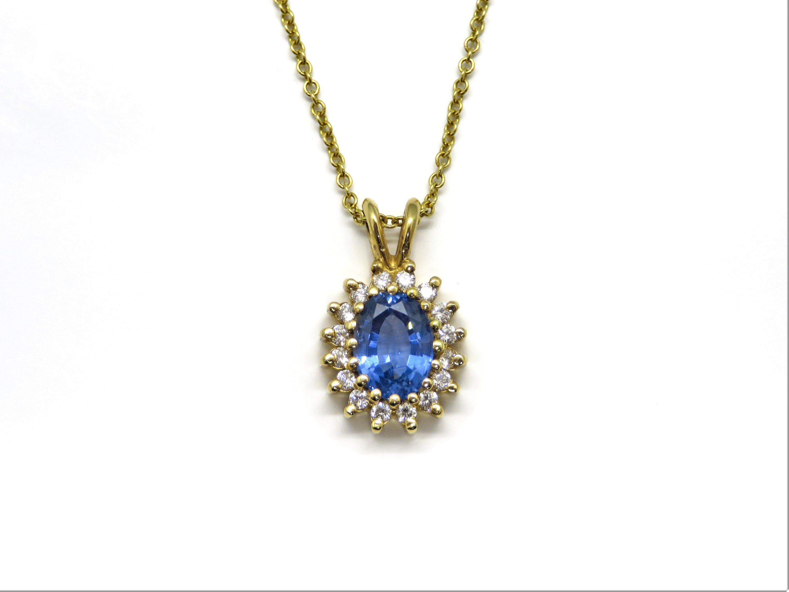 18K Yellow Gold Blue Sapphire & Diamond Halo Pendant Necklace