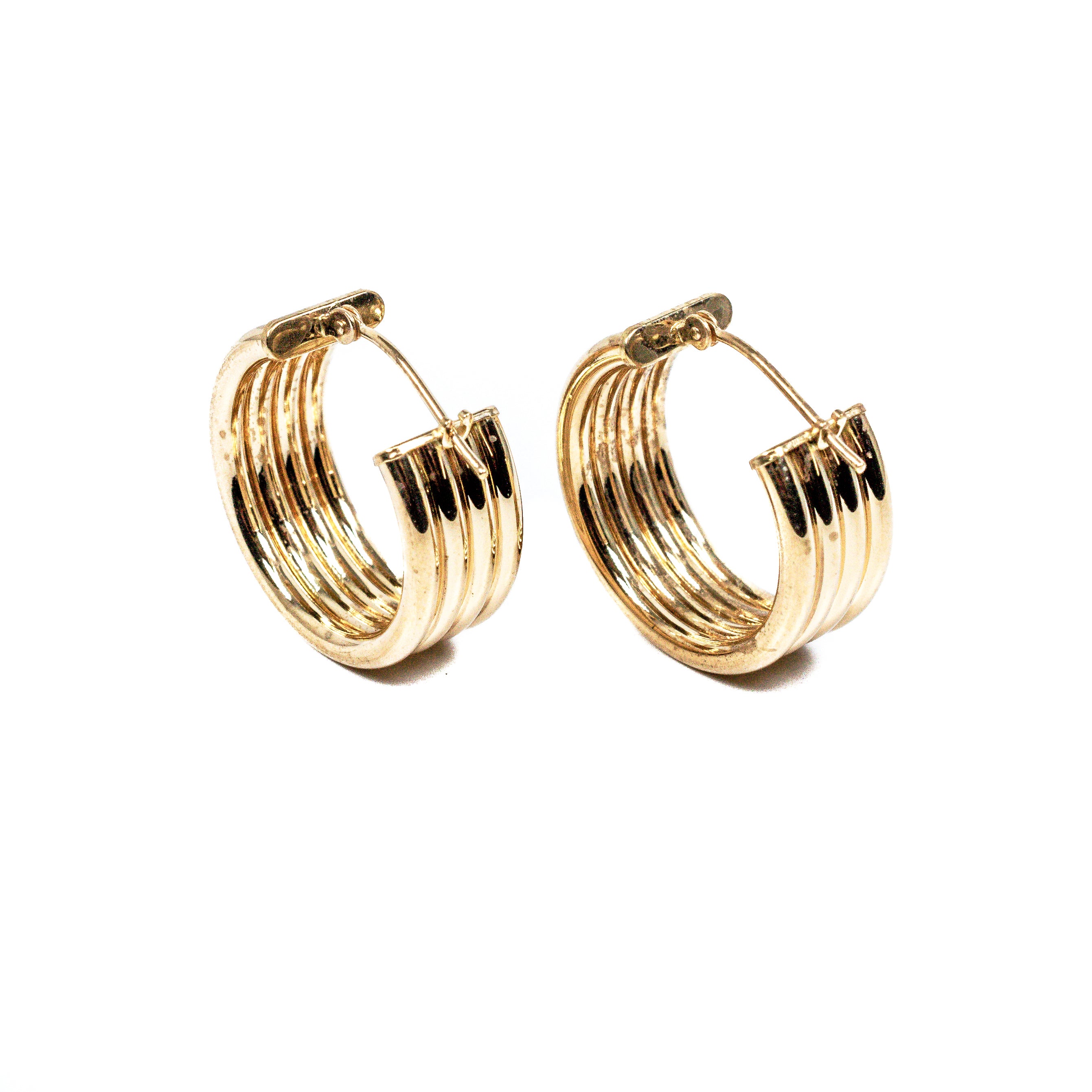-E- 14kt yg 3row 20mm hoops 1.