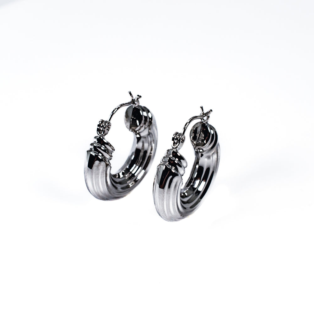 -E- 14kt wg Ribbed Hoops