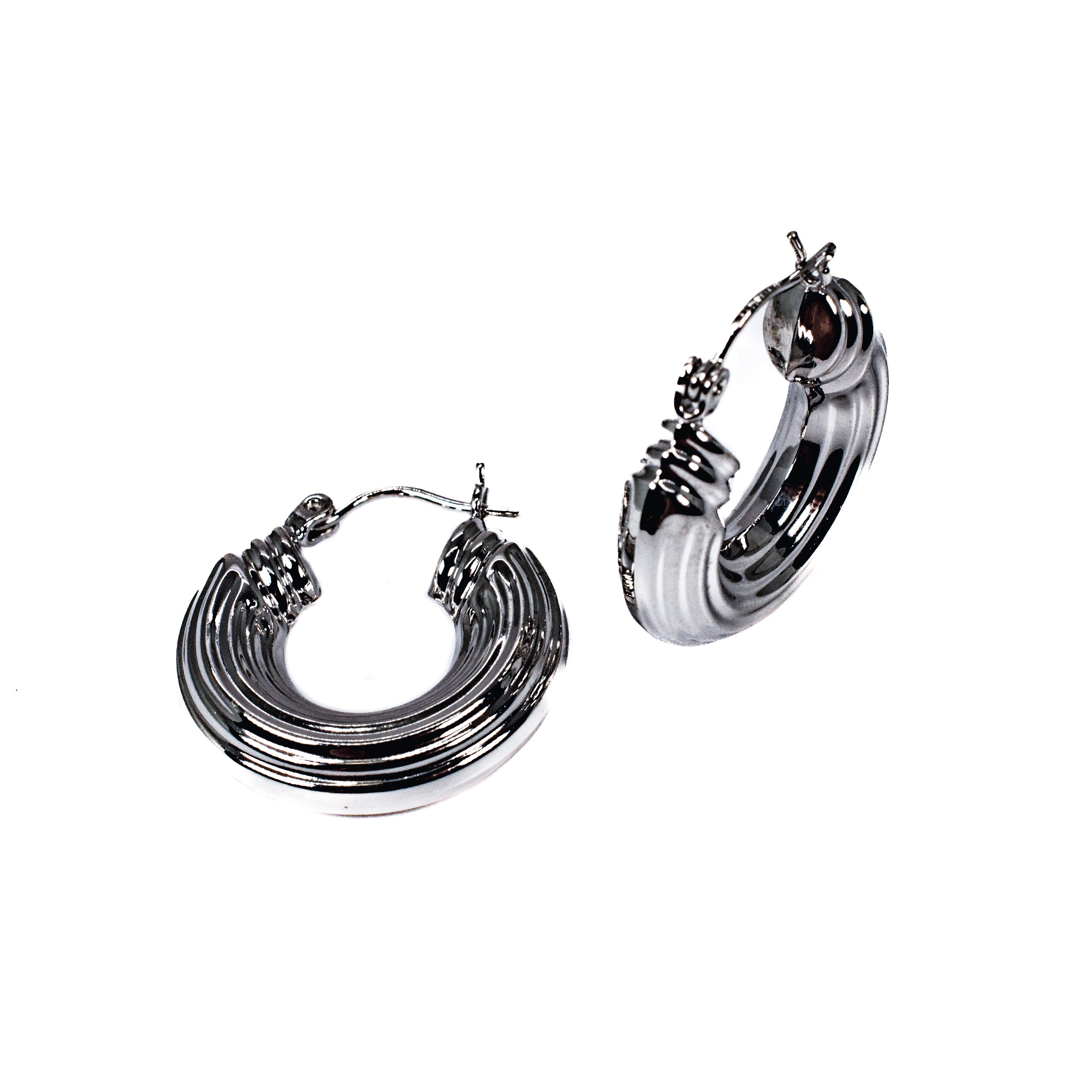-E- 14kt wg Ribbed Hoops