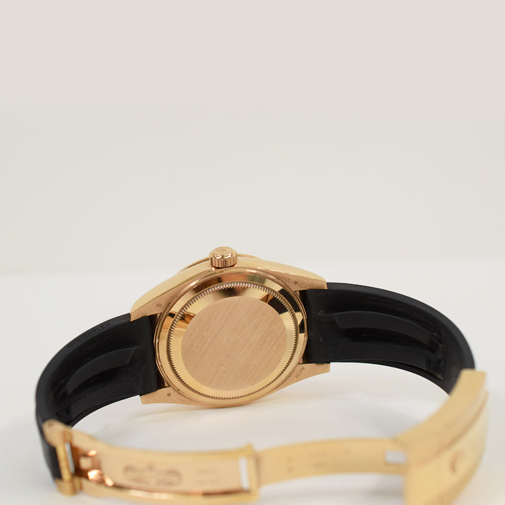 Sky-Dweller Rubber Strap Rose Gold 326235