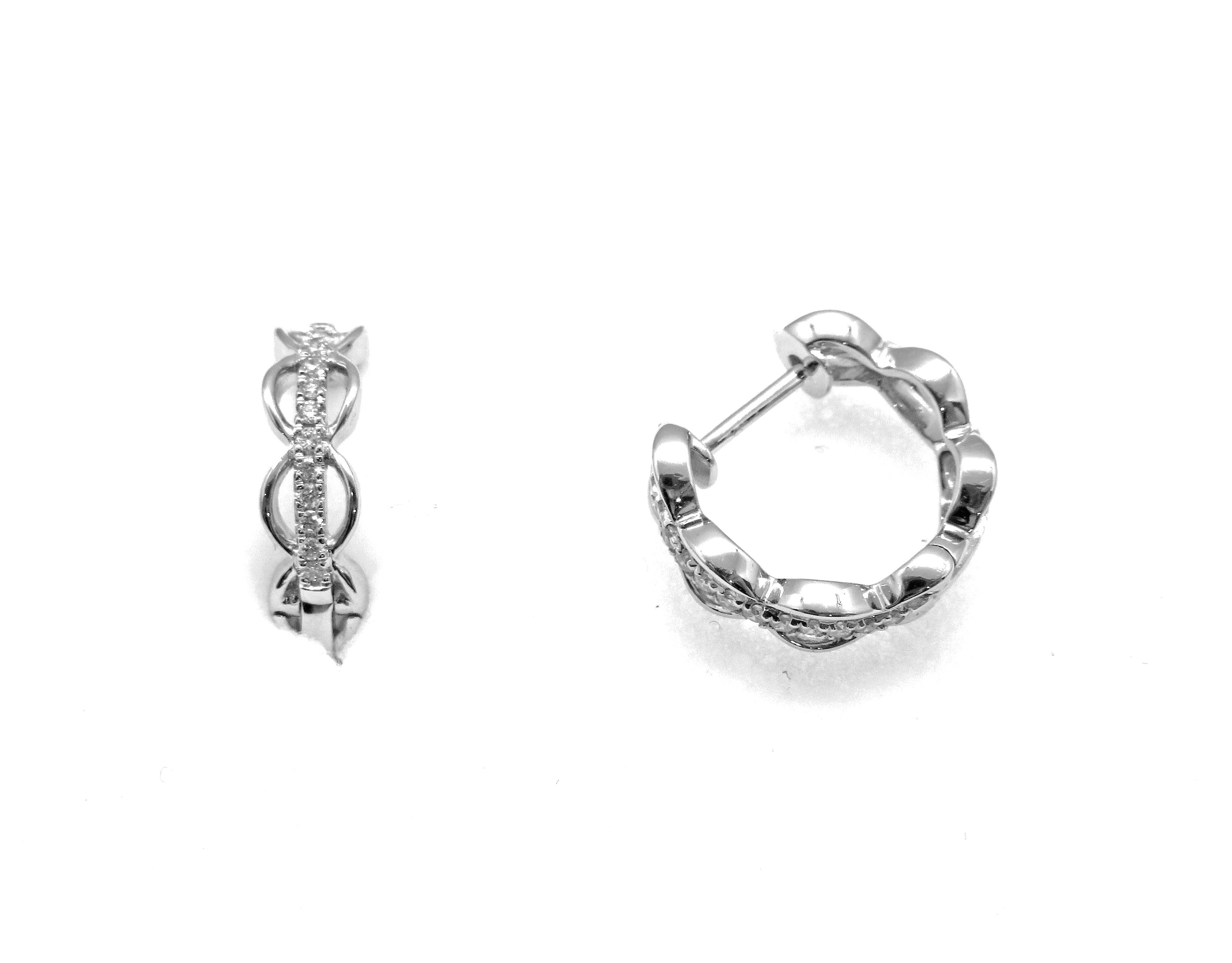 14K White Gold Diamond Scalloped Huggie Earrings