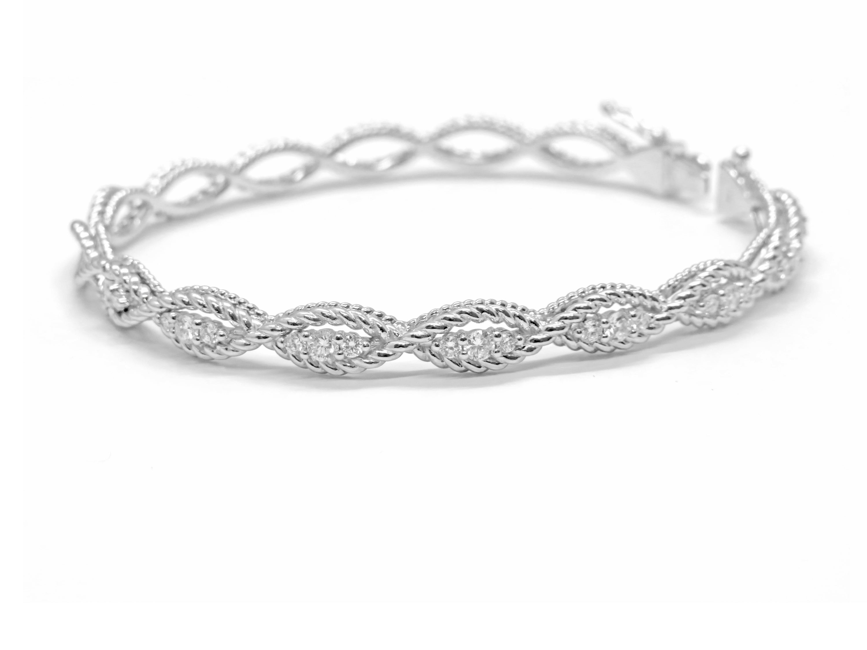 14K White Gold Diamond Twisted Link Bracelet