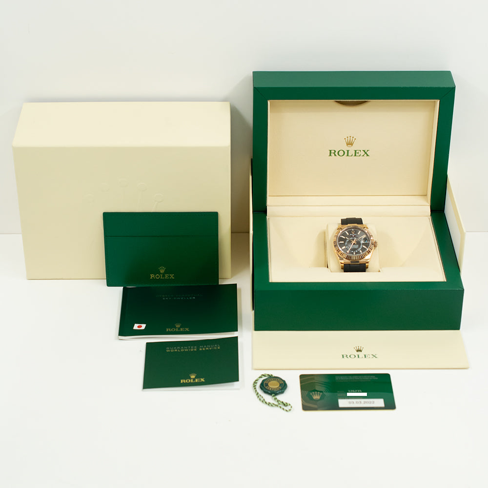 Sky-Dweller Rubber Strap Rose Gold 326235