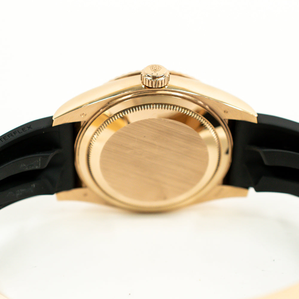 Sky-Dweller Rubber Strap Rose Gold 326235