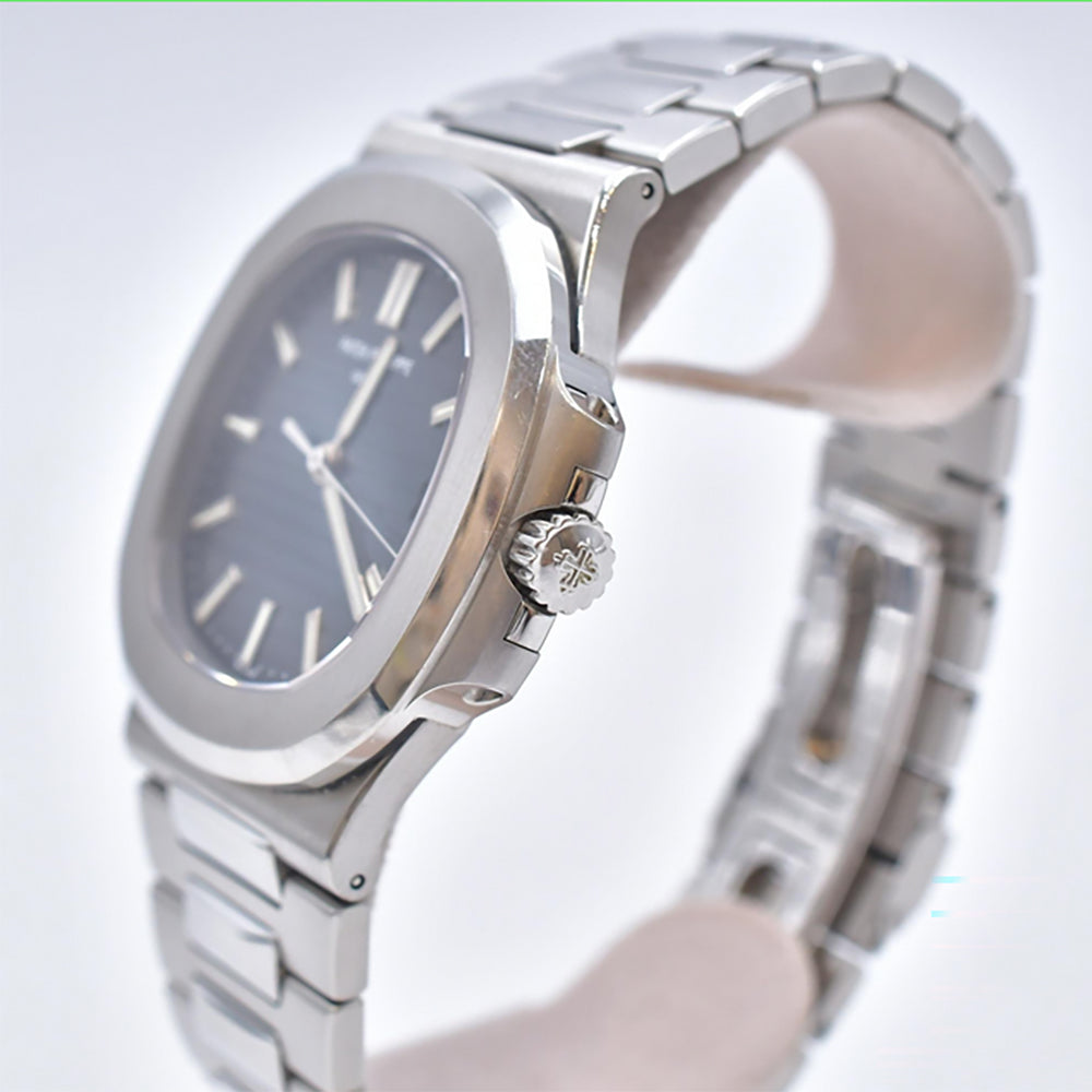 Nautilus Date 40mm Stainless Steel selfwinding  5711/1A-001