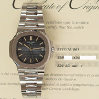 Nautilus Date 40mm Stainless Steel selfwinding  5711/1A-001