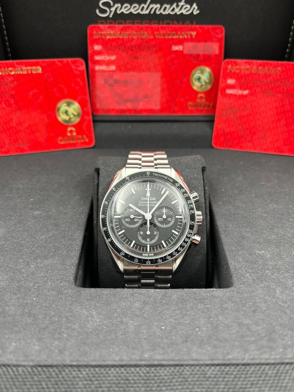 Omega Speedmaster Hesalite 310.30.42.50.01.001