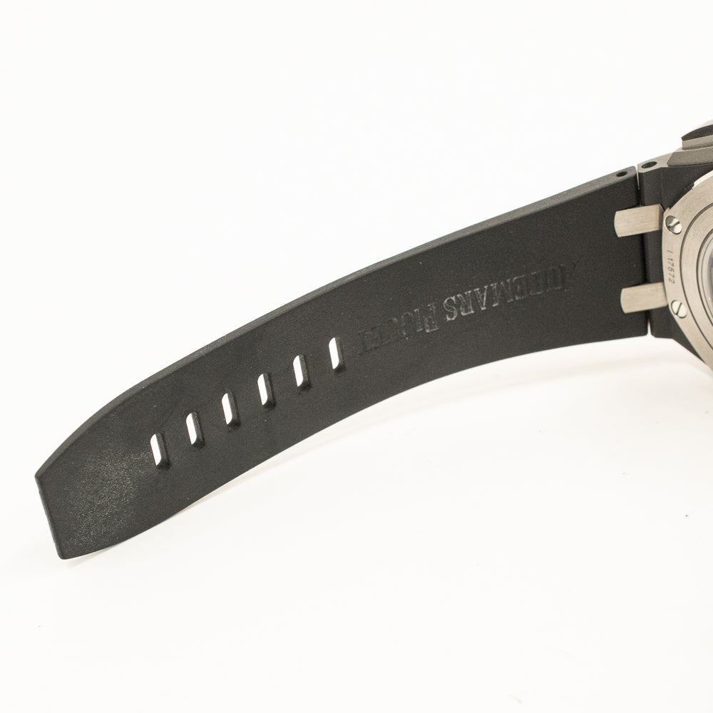 Royal Oak Offshore 44mm Black Ceramic Case 26402CE.OO.A002CA.01