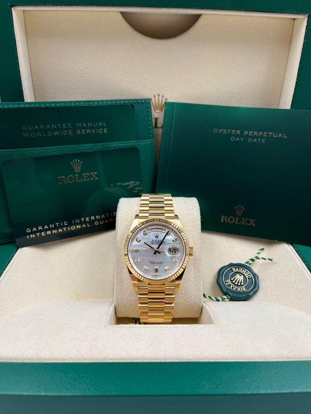 Rolex Day-Date 128238