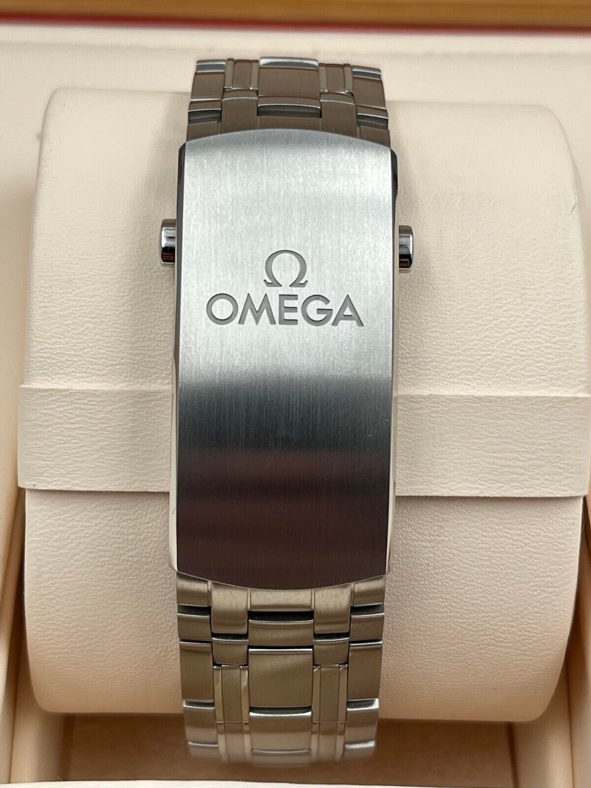 Omega Seamaster 300M 210.30.42.20.03.001