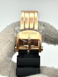 Breitling Superocean R17375