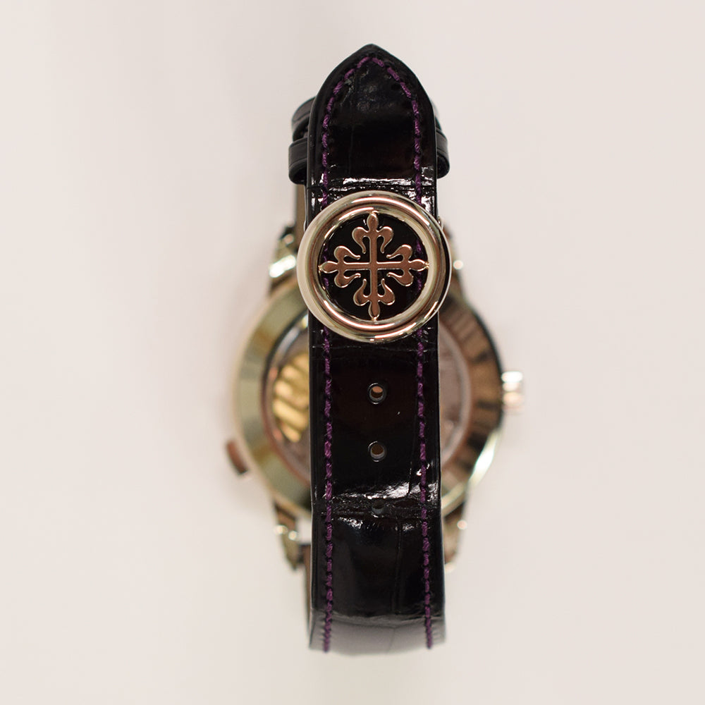 Nautilus World Time Date 40mm White Gold Automatic "Tokyo Edition" 5330G-010