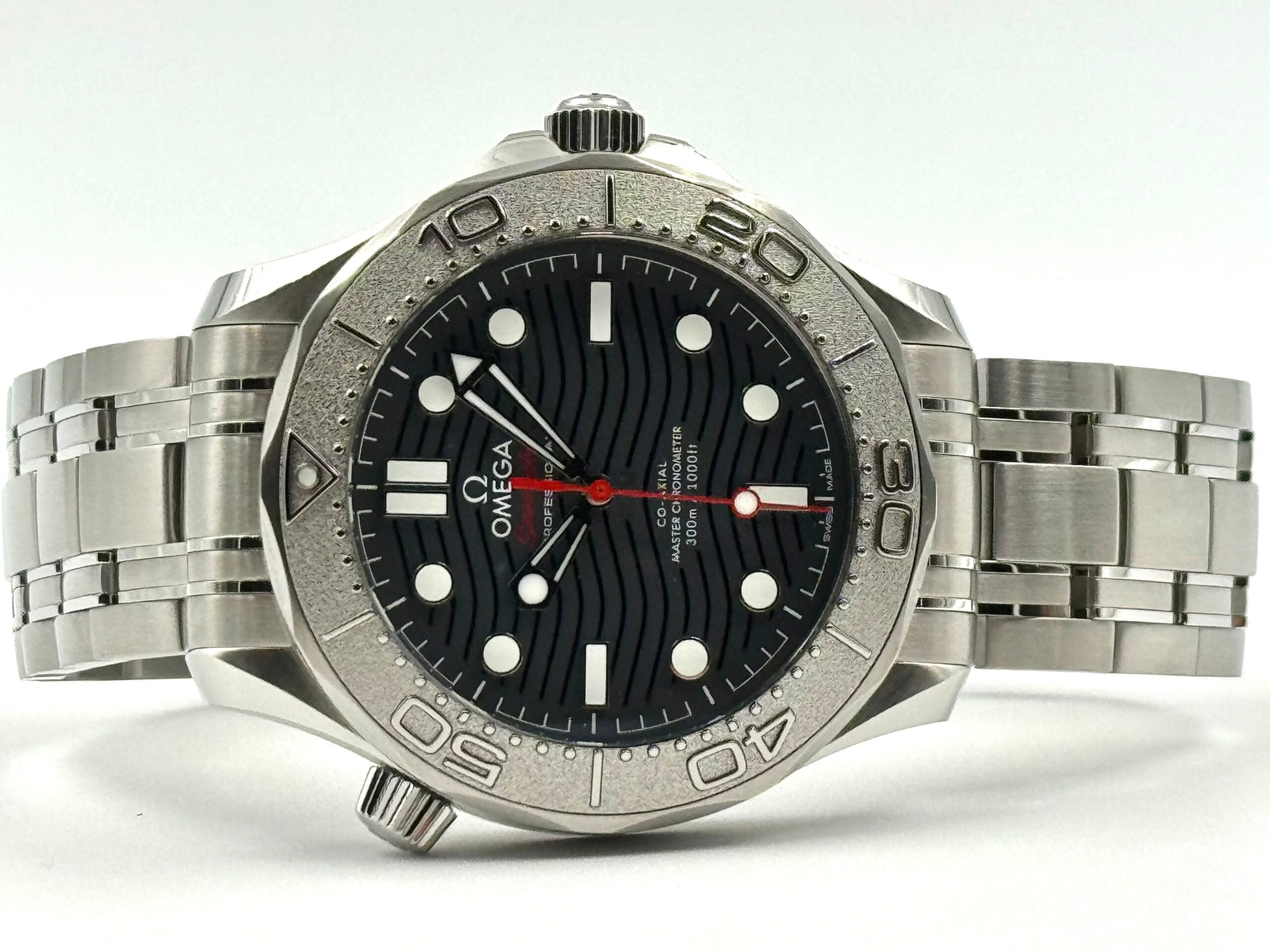 Omega Seamaster 300M Nekton 210.30.42.20.01.002