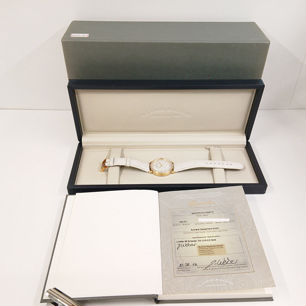 Saxonia Automatic 37mm Diamond Bezel  Yellow Gold 840.021