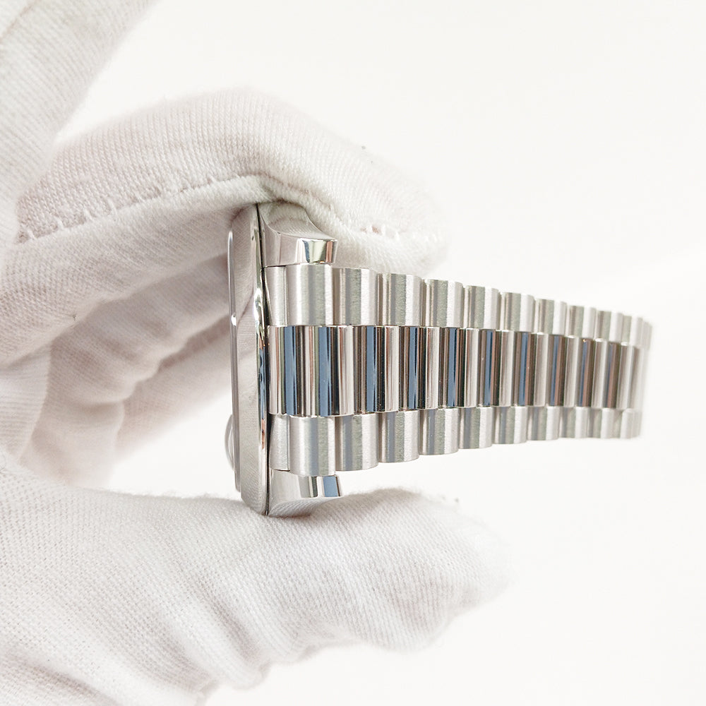 Day-Date 40mm Platinum 228206