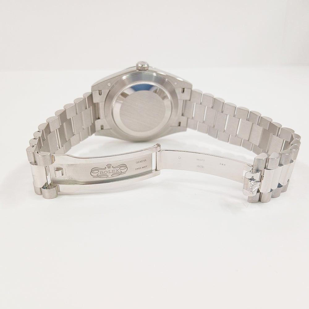 Day-Date 40mm Platinum 228206