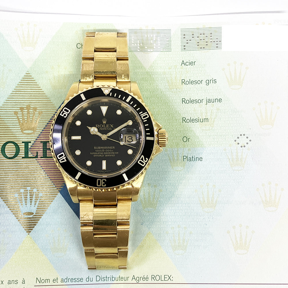 Submariner Date 40mm Black Bezel Yellow Gold 16618LN