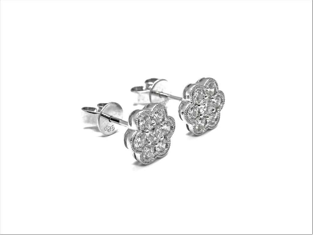 14K White Gold Diamond Flower Stud Earrings 0.75 Carat