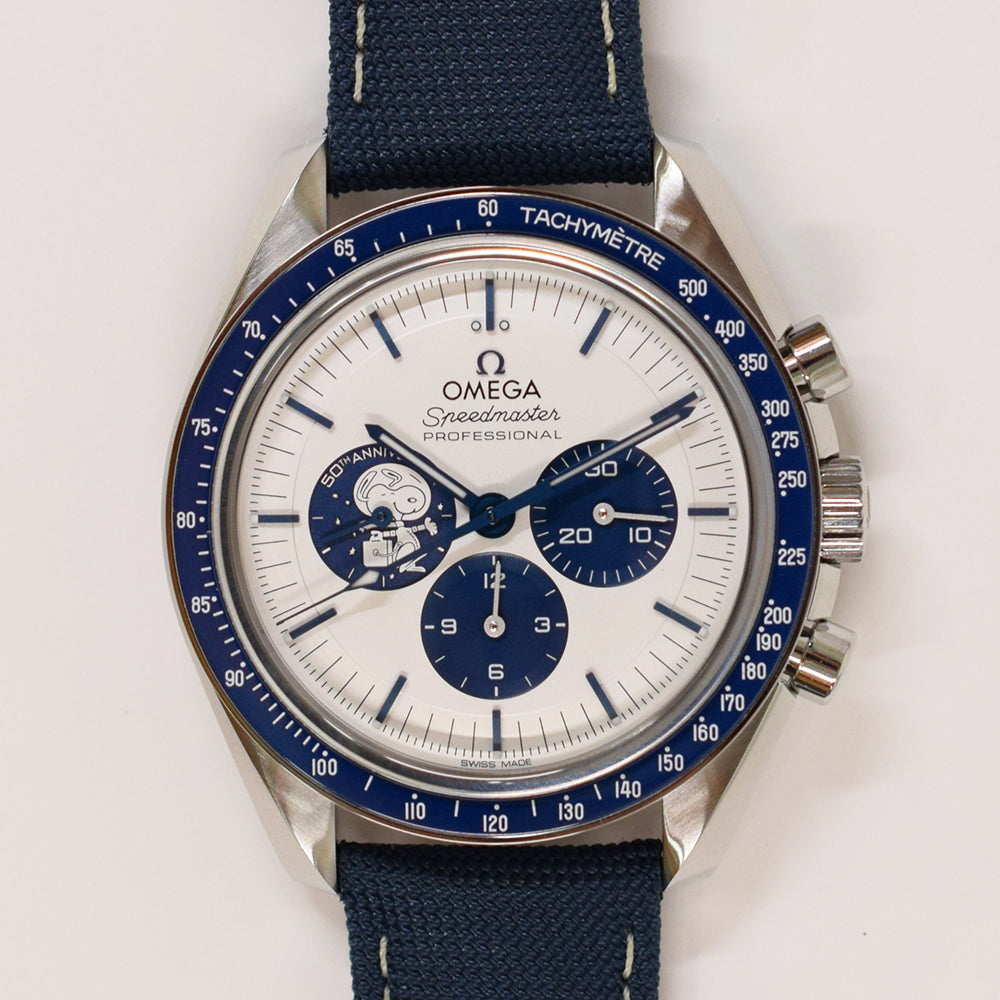 Speedmaster 42mm “Silver Snoopy Award” 50th Anniversary Snoopy Stainless Steel 310.32.42.50.02.001
