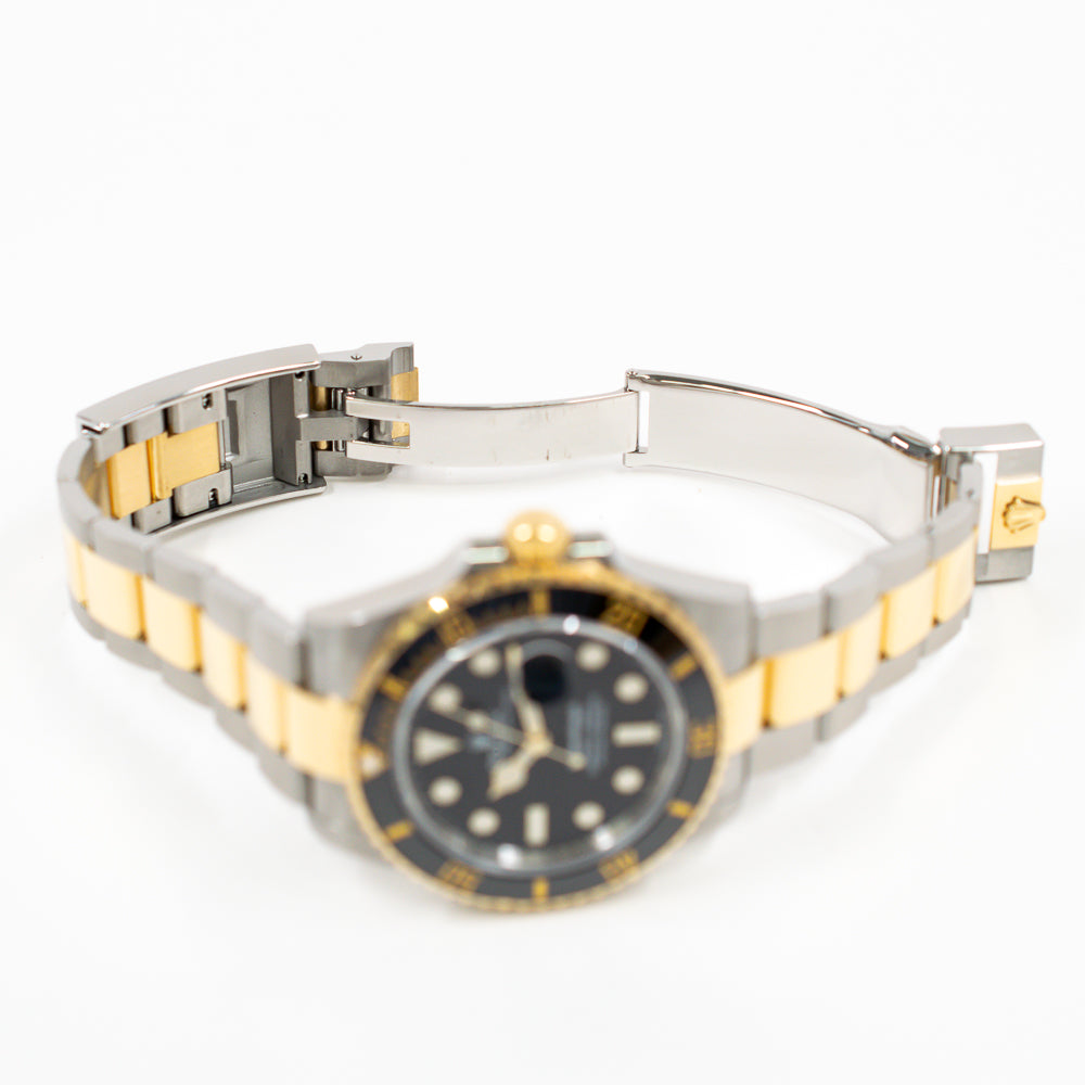 Submariner Date 41mm Black Ceramic Bezel Steel and Yellow Gold 126613LN