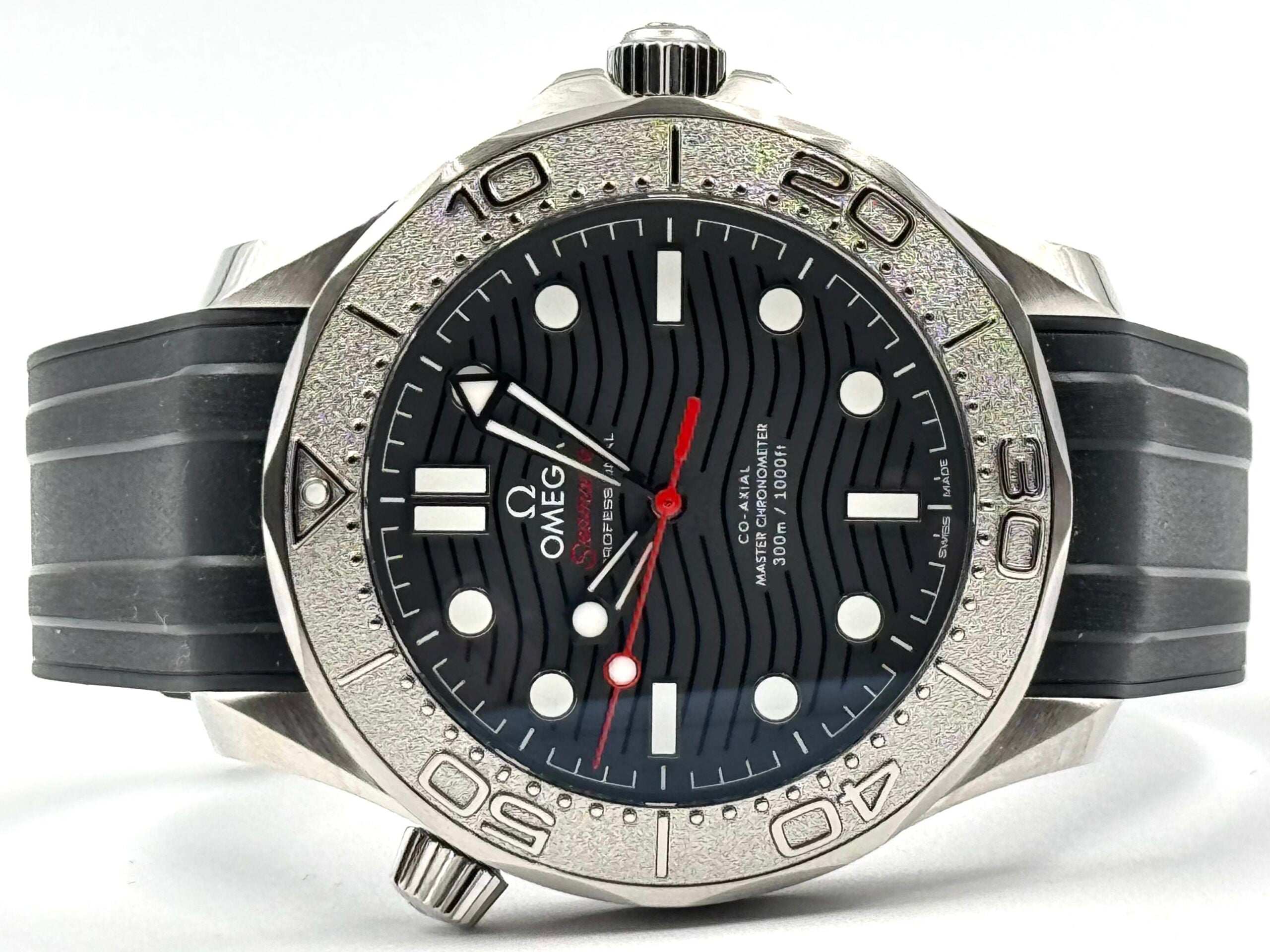 Omega Seamaster 300M Nekton 210.32.42.20.01.002