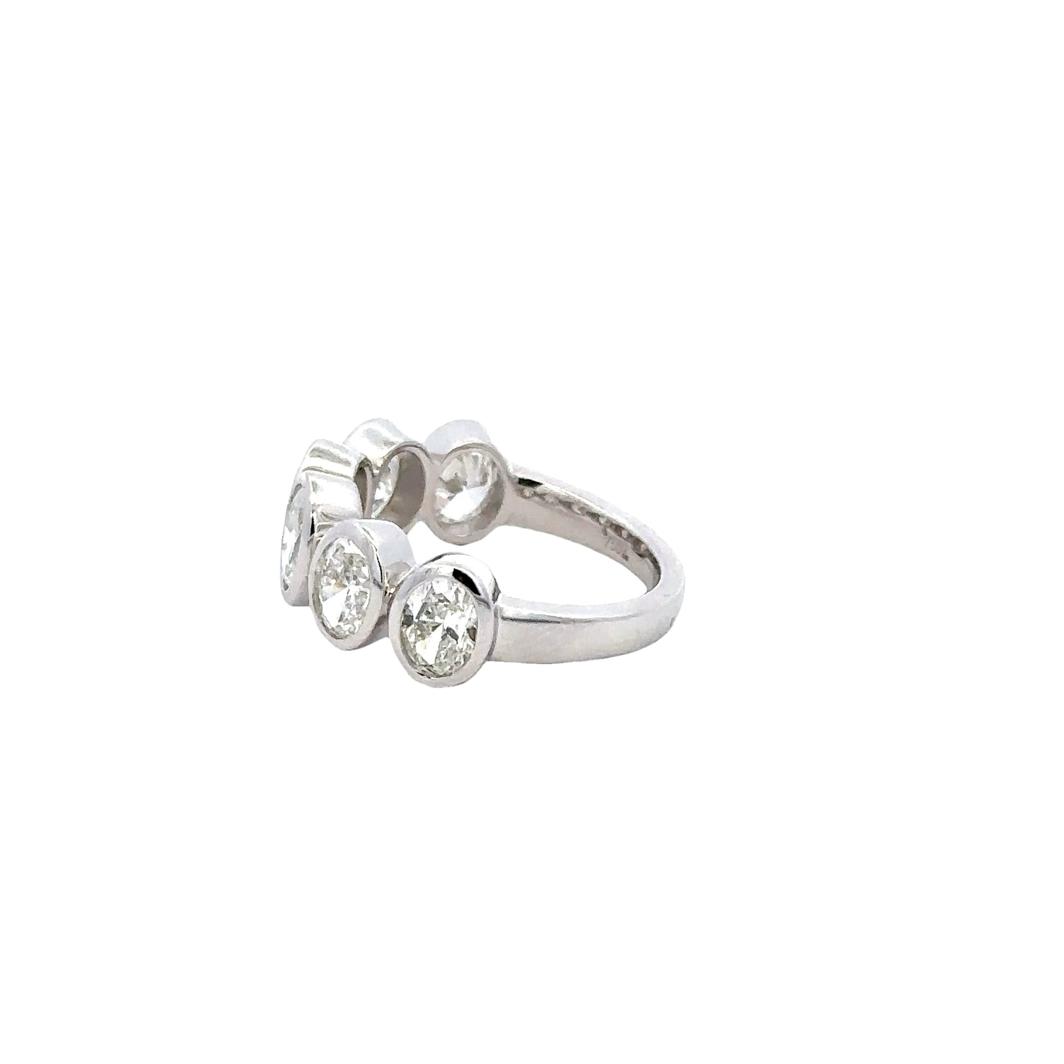 18kt White Gold Oval Bezel Set Diamond Ring