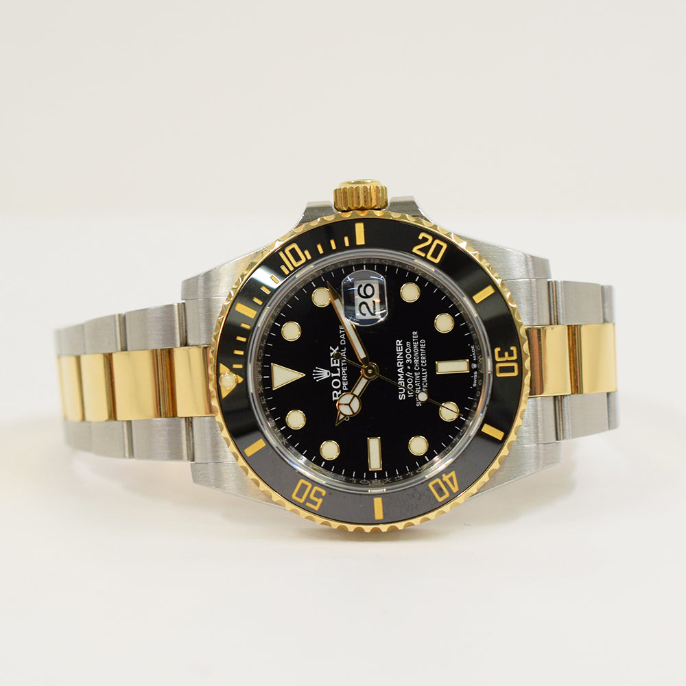 Submariner Date 41mm Black Ceramic Bezel Steel and Yellow Gold 126613LN