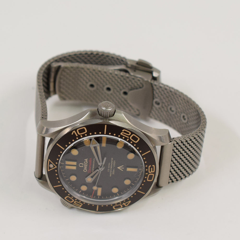 Seamaster Diver 300M 007 Edition 42mm Titanium Brown Tropical Bezel Automatic 210.90.42.20.01.001