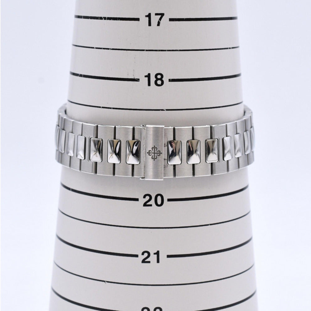 Nautilus Annual Calendar Moon Phase 40.5mm Stainless Steel  5726/1A-014