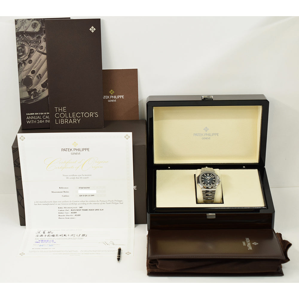 Nautilus Annual Calendar Moon Phase 40.5mm Stainless Steel  5726/1A-014