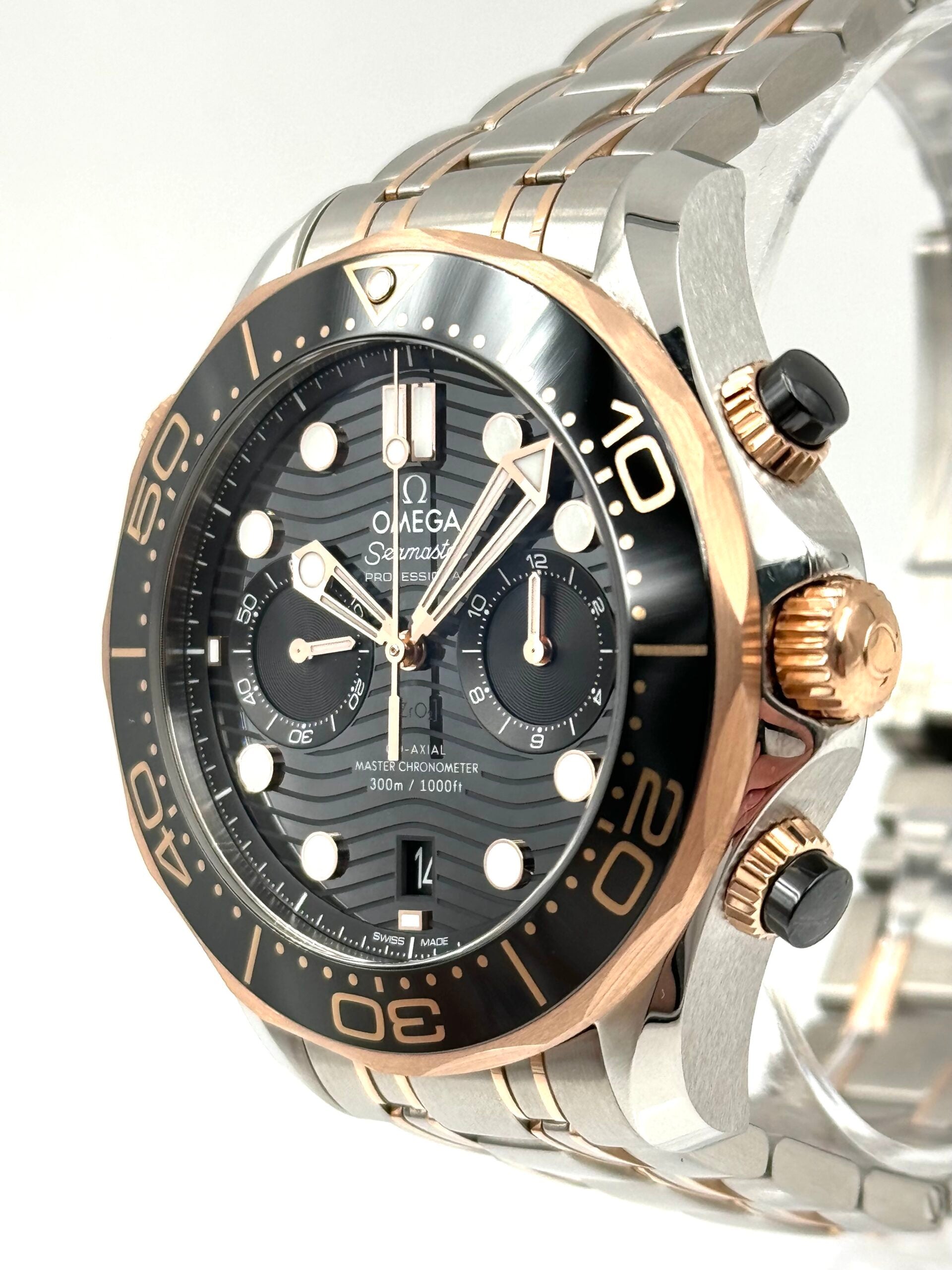 Omega Seamaster 300M 210.20.44.51.01.001