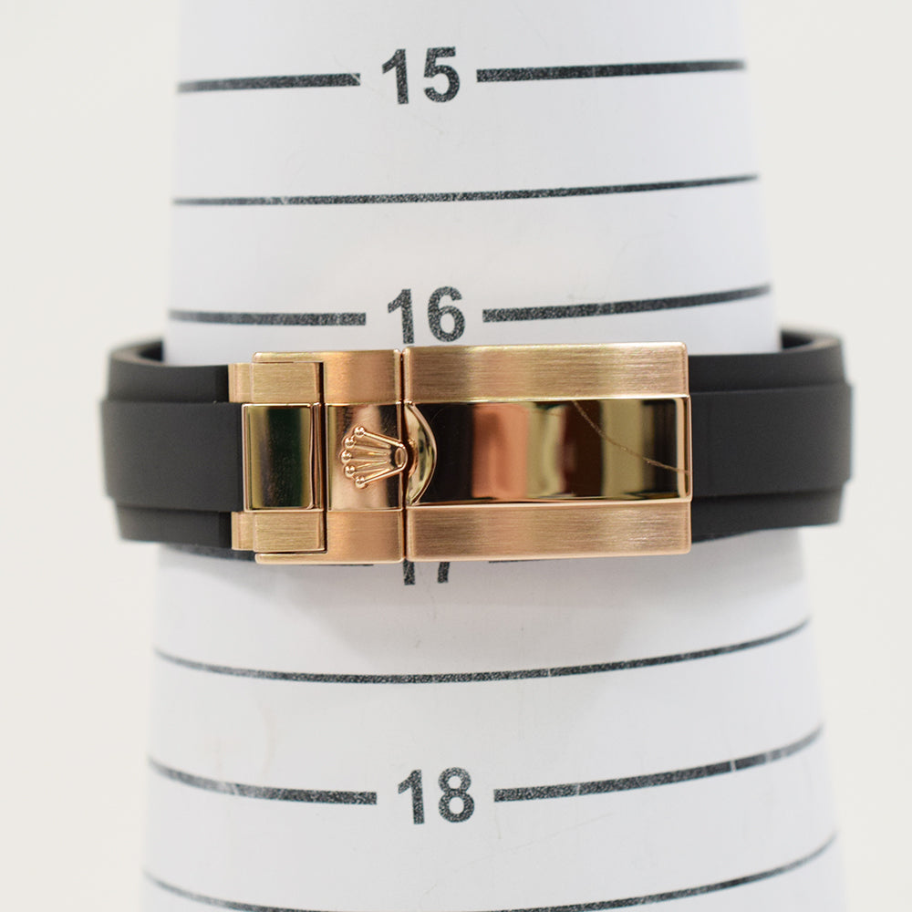 Daytona Rose Gold Black Ceramic Bezel with Rubber Strap 116515LN