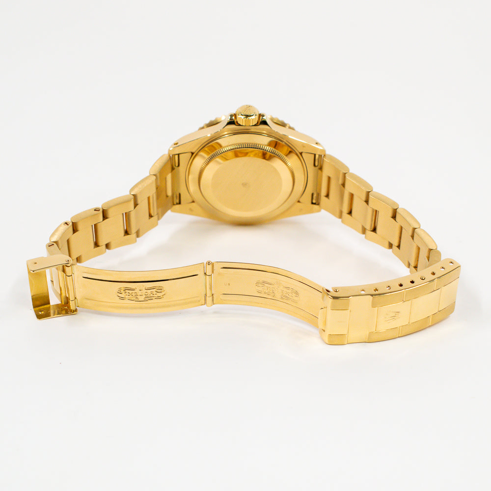 Submariner Date 40mm Yellow Gold 16618SG