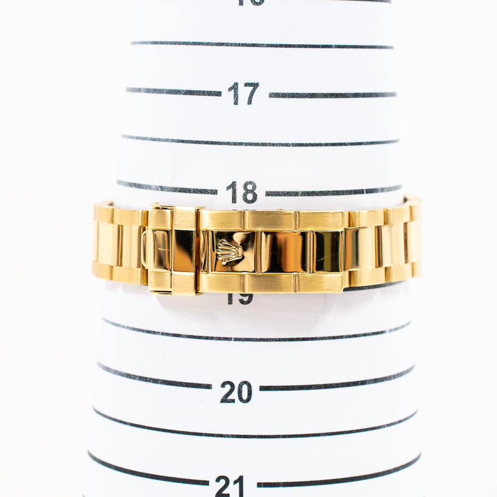 Submariner Date 40mm Yellow Gold 16618SG