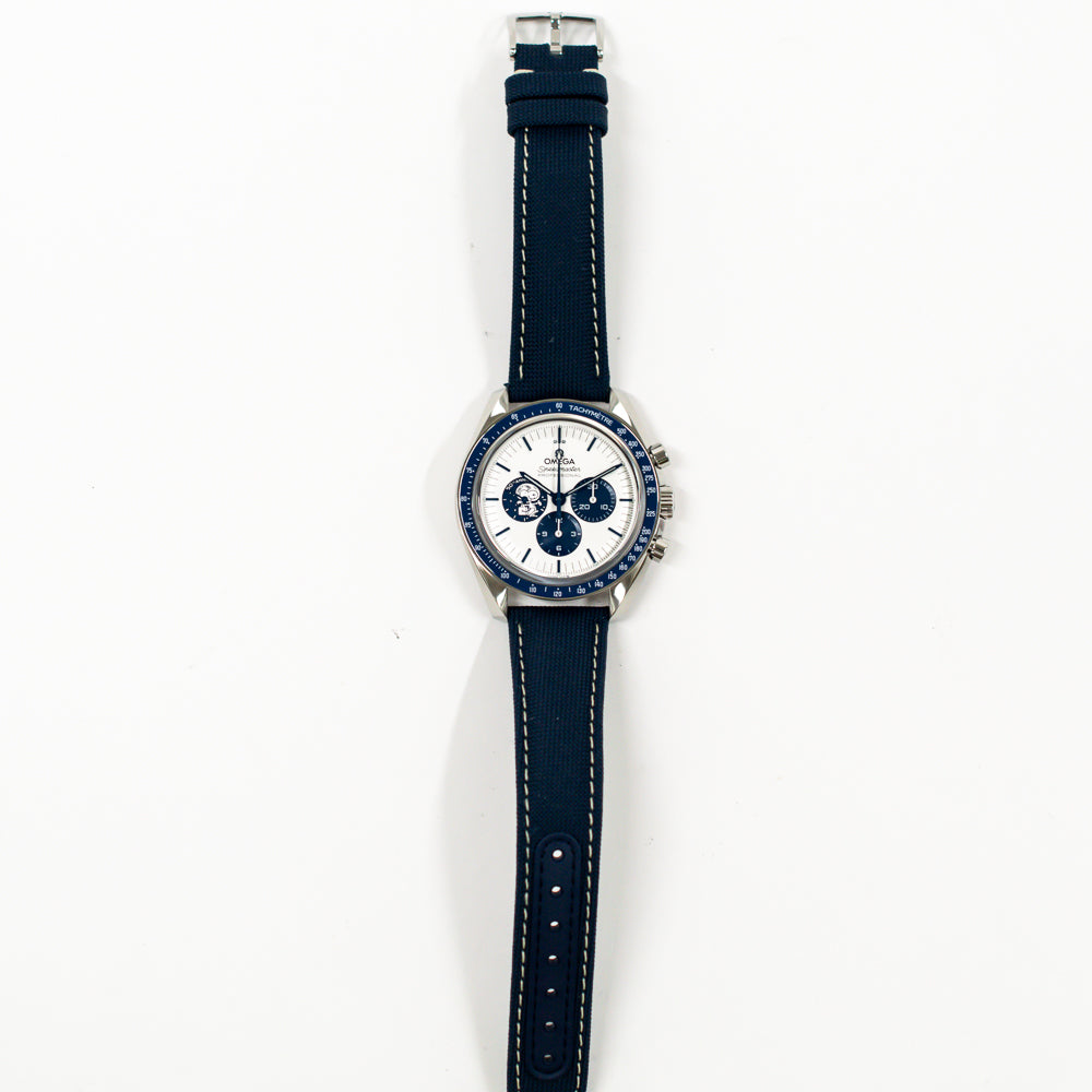 Speedmaster 42mm “Silver Snoopy Award” 50th Anniversary Snoopy Stainless Steel 310.32.42.50.02.001