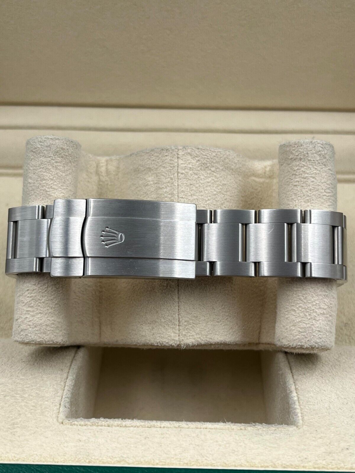 Rolex Oyster Perpetual 124300