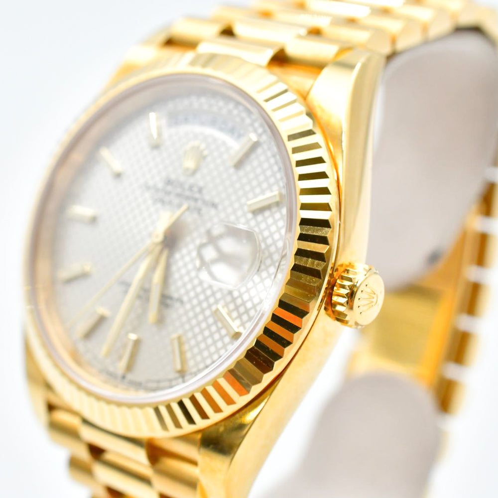 Day-Date 40mm Yellow Gold 228238