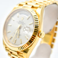 Day-Date 40mm Yellow Gold 228238