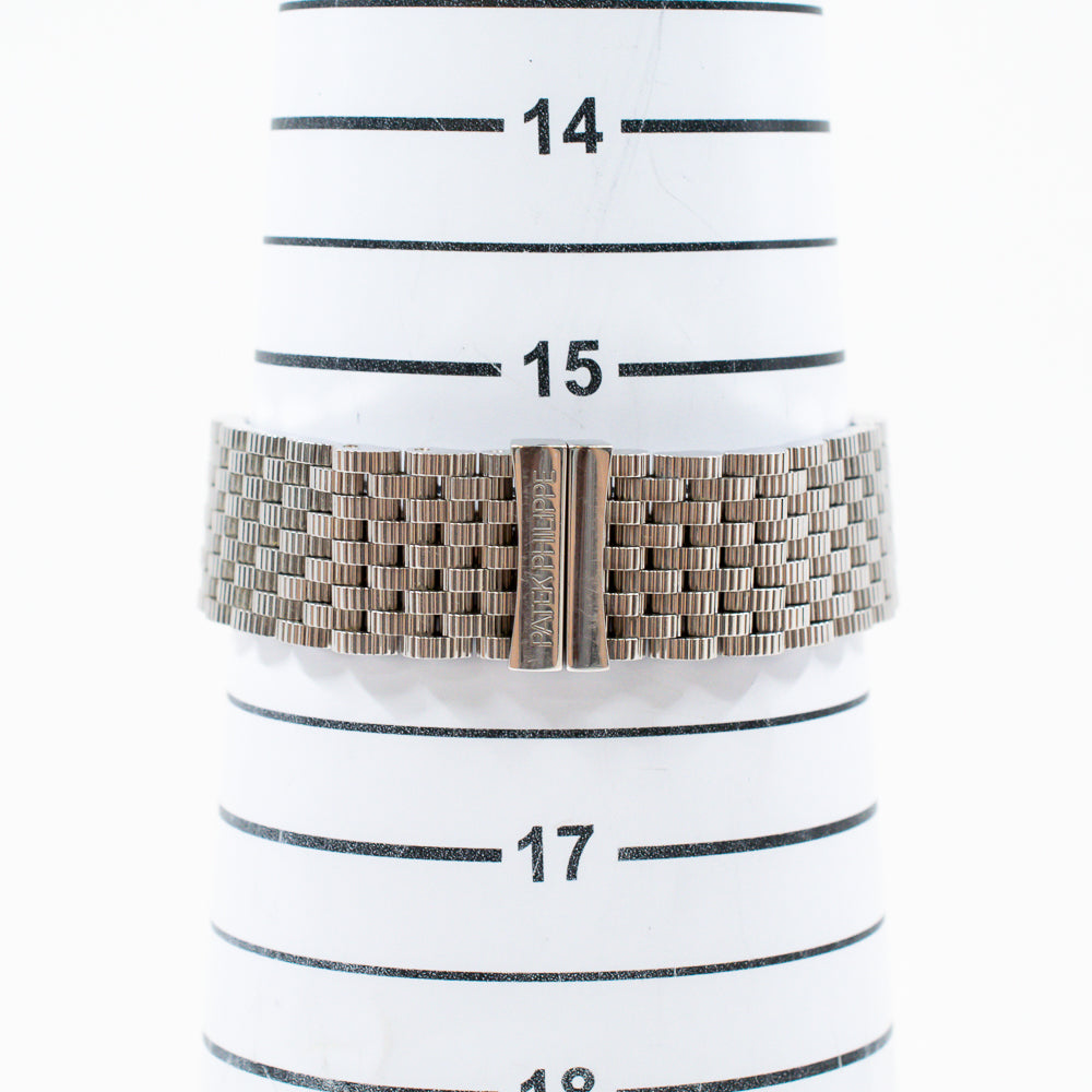 Gondolo 39.7mm x 27.4mm Diamond Case White Gold 4972/1G-001