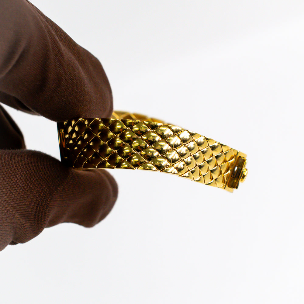 Golden Ellipse 	20mm x 23mm Yellow Gold 4764/11