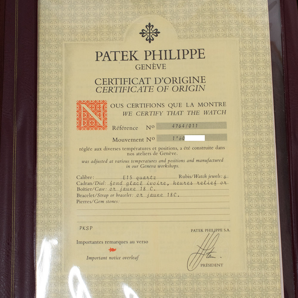 Golden Ellipse 	20mm x 23mm Yellow Gold 4764/11