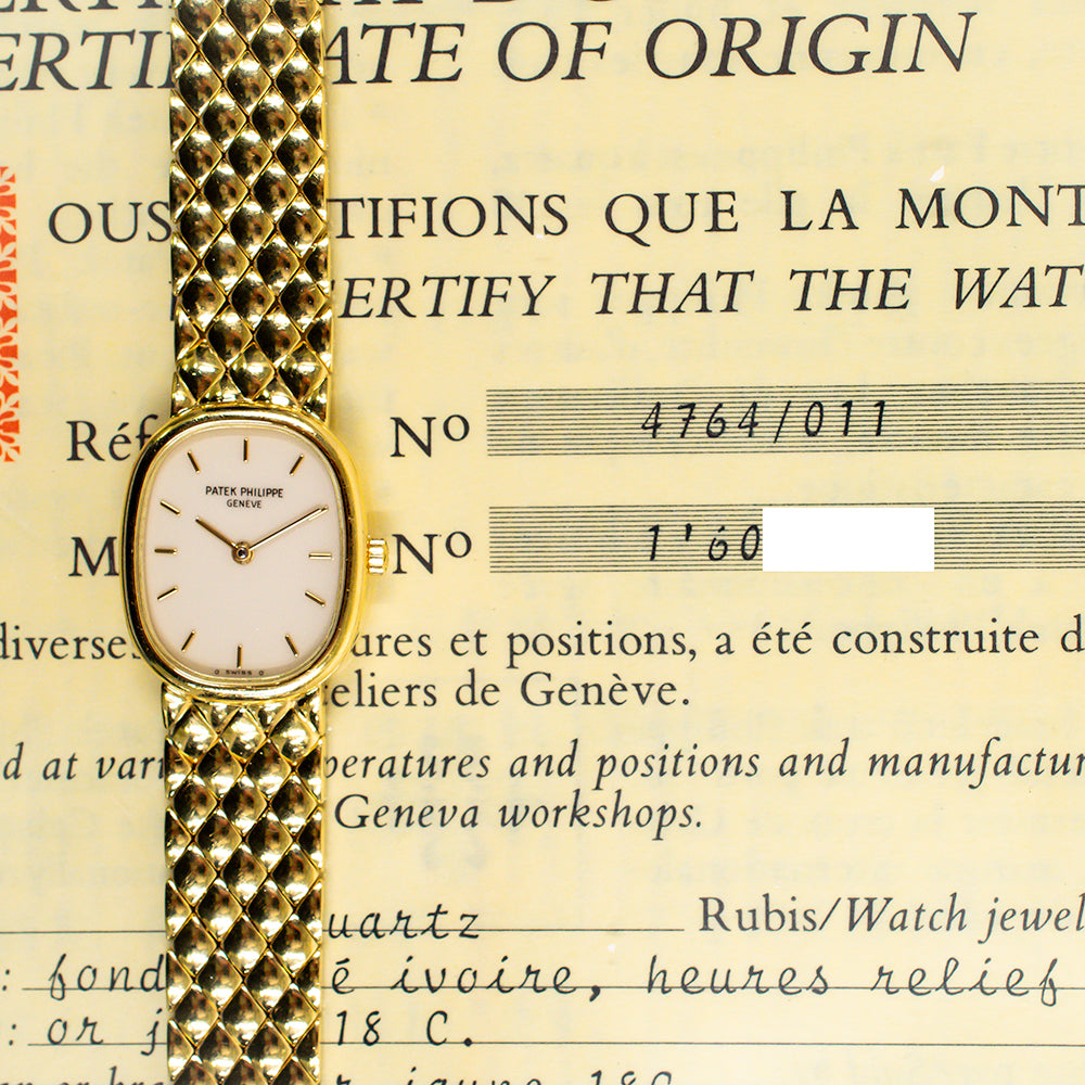 Golden Ellipse 	20mm x 23mm Yellow Gold 4764/11